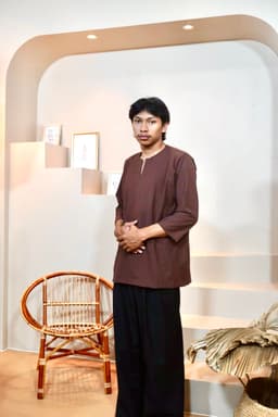 Kurta Ramlee - Brown - Image 1